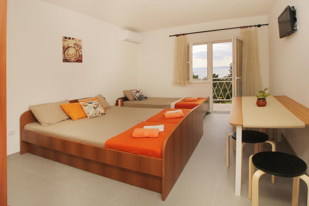 Stanicicke Apartments Baska Voda Bagian luar foto